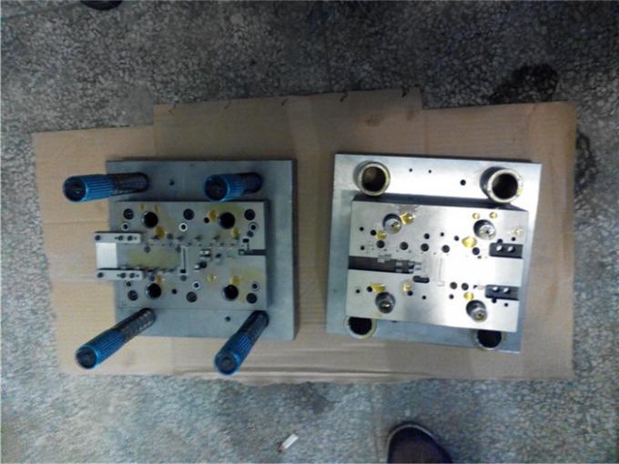Matrici di stampaggio/accessori dell'hardware precisione della muffa/dello strumento del metallo progressivo d'acciaio 0