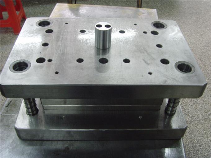 Hardware materiale della cucina dell'acciaio inossidabile degli stampi di piega del metallo di Progresive di precisione 0