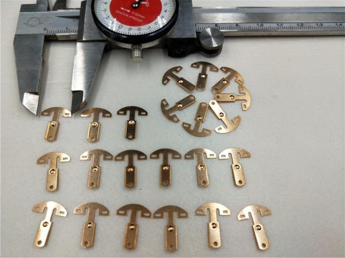 I dadi della pressa meccanica di alta precisione, componenti del dado del progressivo ramano/terminale d'ottone Pin Parts della lega 0