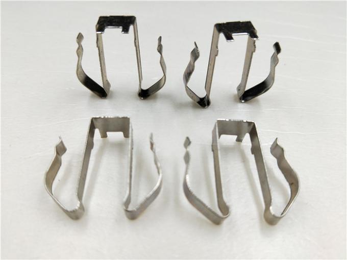 Il metallo dell'acciaio inossidabile che timbra i frammenti di proiettile dell'hardware della muffa parte gli elettrodomestici 1
