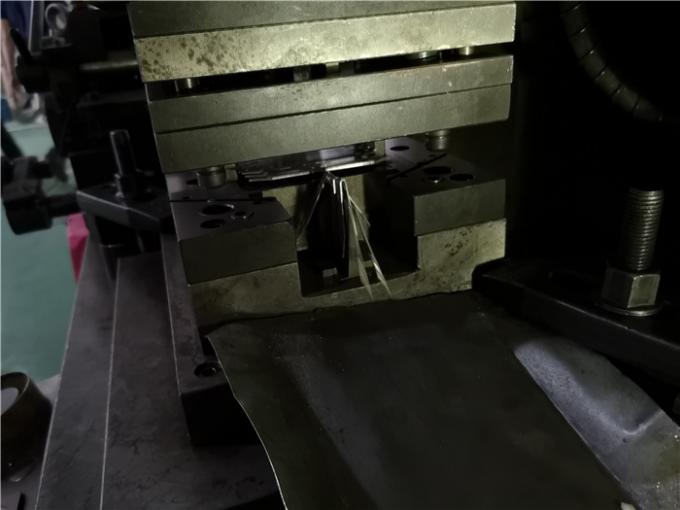 Le matrici di stampaggio dell'anti metallo di corrosione/perforazione su ordinazione del metallo muoiono forza della stampa da 25 tonnellate 0
