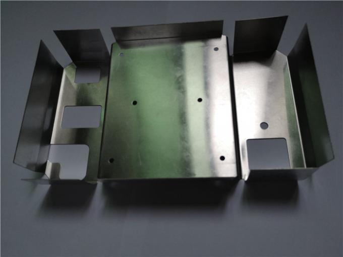Tronco della copertura superiore della copertura di portapile delle matrici di stampaggio del metallo della fase della scatola che timbra muffa 1