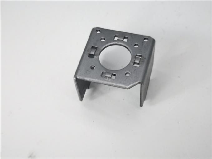 Relè di contatto elettrico a pressione Parti stampate in metallo, punzonatura in metallo 0