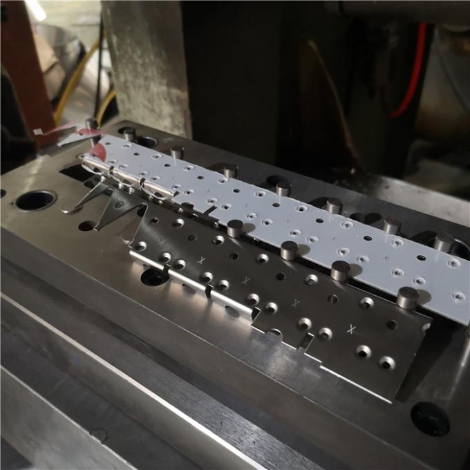 303 matrici di stampaggio inossidabili del metallo per industria automobilistica 0