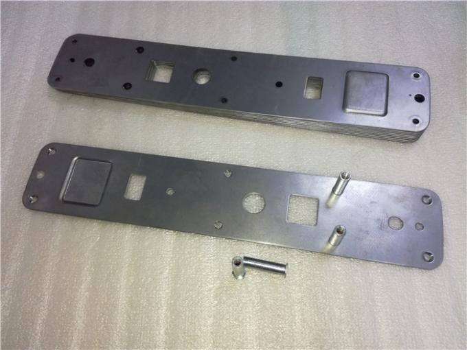 Metal la timbratura i materiali/metallo progressivo che timbrano le parti spesse dell'acciaio della serratura di porta 2