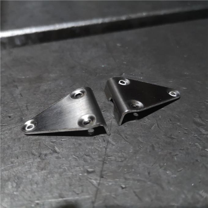 Metallo d'elaborazione d'acciaio SUS304 che timbra l'OEM delle parti per l'alloggio del pannello di connessioni 0