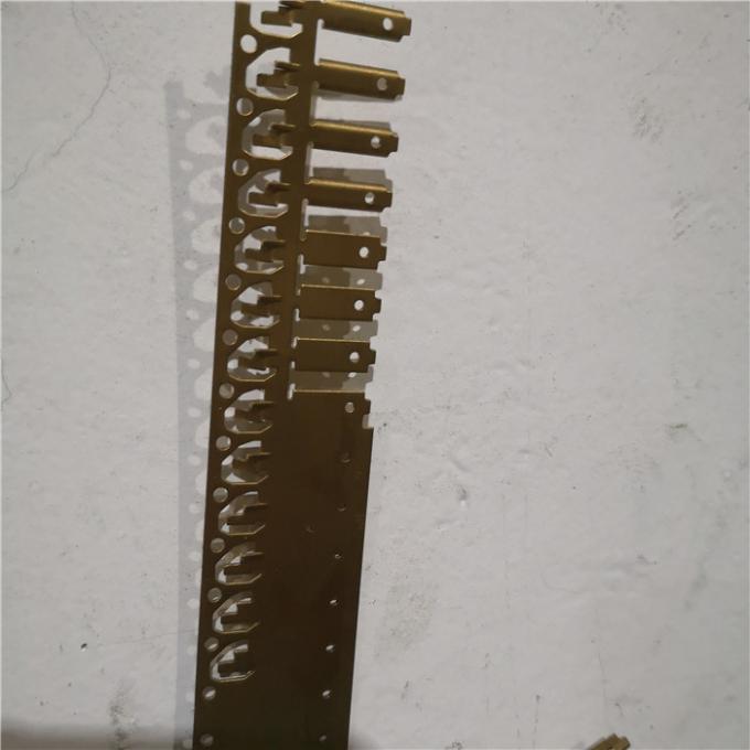 Fabbricazione a partire da parti di acciaio inossidabile rame metallo schegge di piegatura e di disegno personalizzate 1